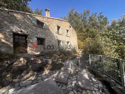 maisonvilla vente de prestige Corsavy