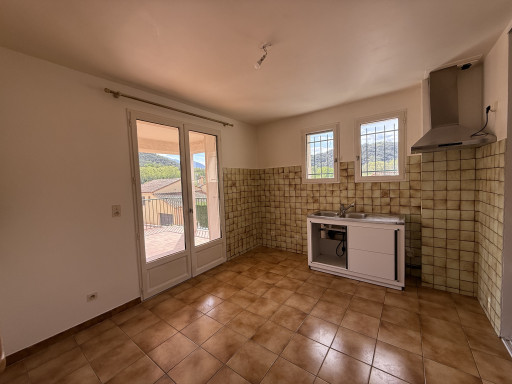 immeuble vente Reynès